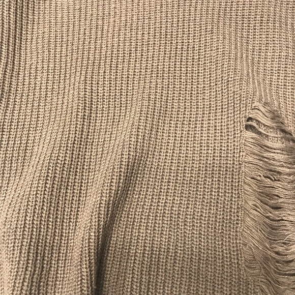 Distressed Sweater - Picture 7 of 7
